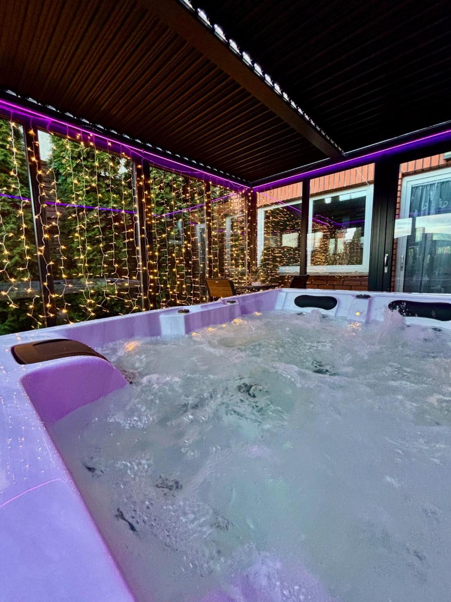 Apartament "Love Island" Jacuzzi Spa Z Duza Wanna Z Hydromasazem Dla Dwojga Hnězdno Exteriér fotografie