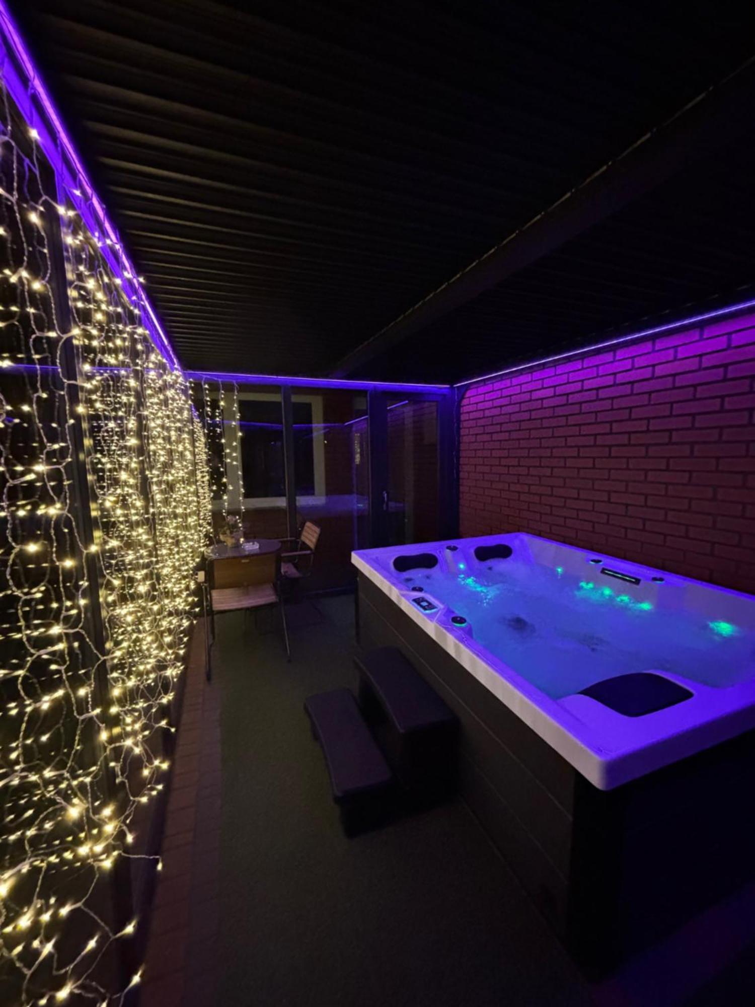 Apartament "Love Island" Jacuzzi Spa Z Duza Wanna Z Hydromasazem Dla Dwojga Hnězdno Exteriér fotografie