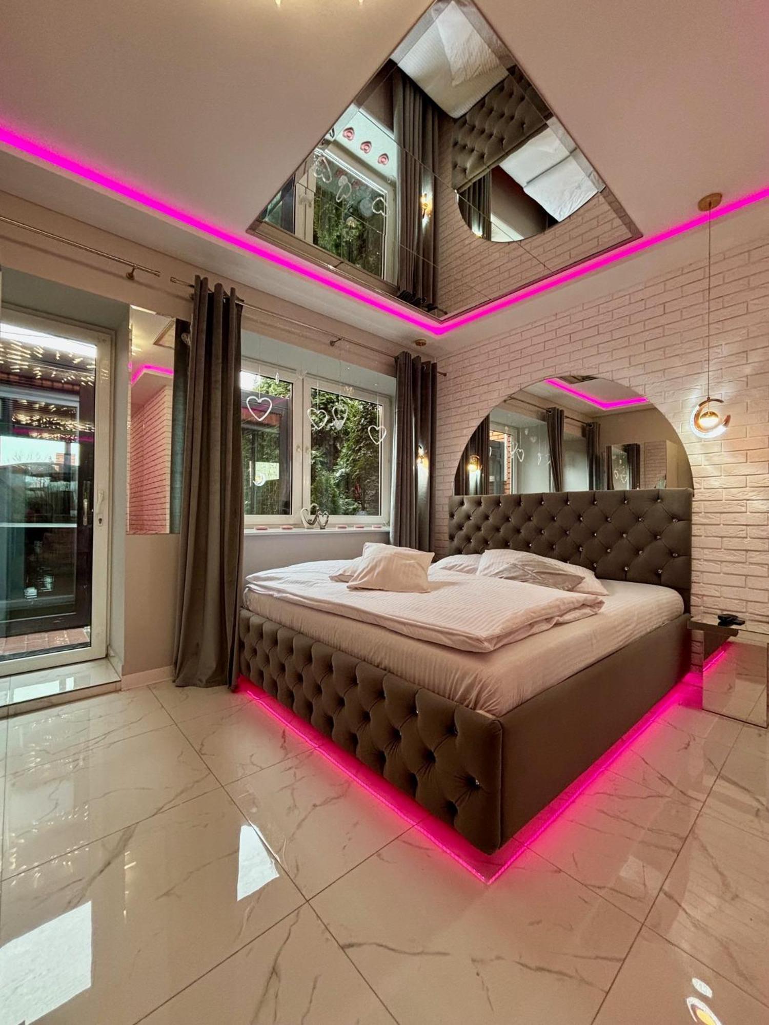Apartament "Love Island" Jacuzzi Spa Z Duza Wanna Z Hydromasazem Dla Dwojga Hnězdno Exteriér fotografie