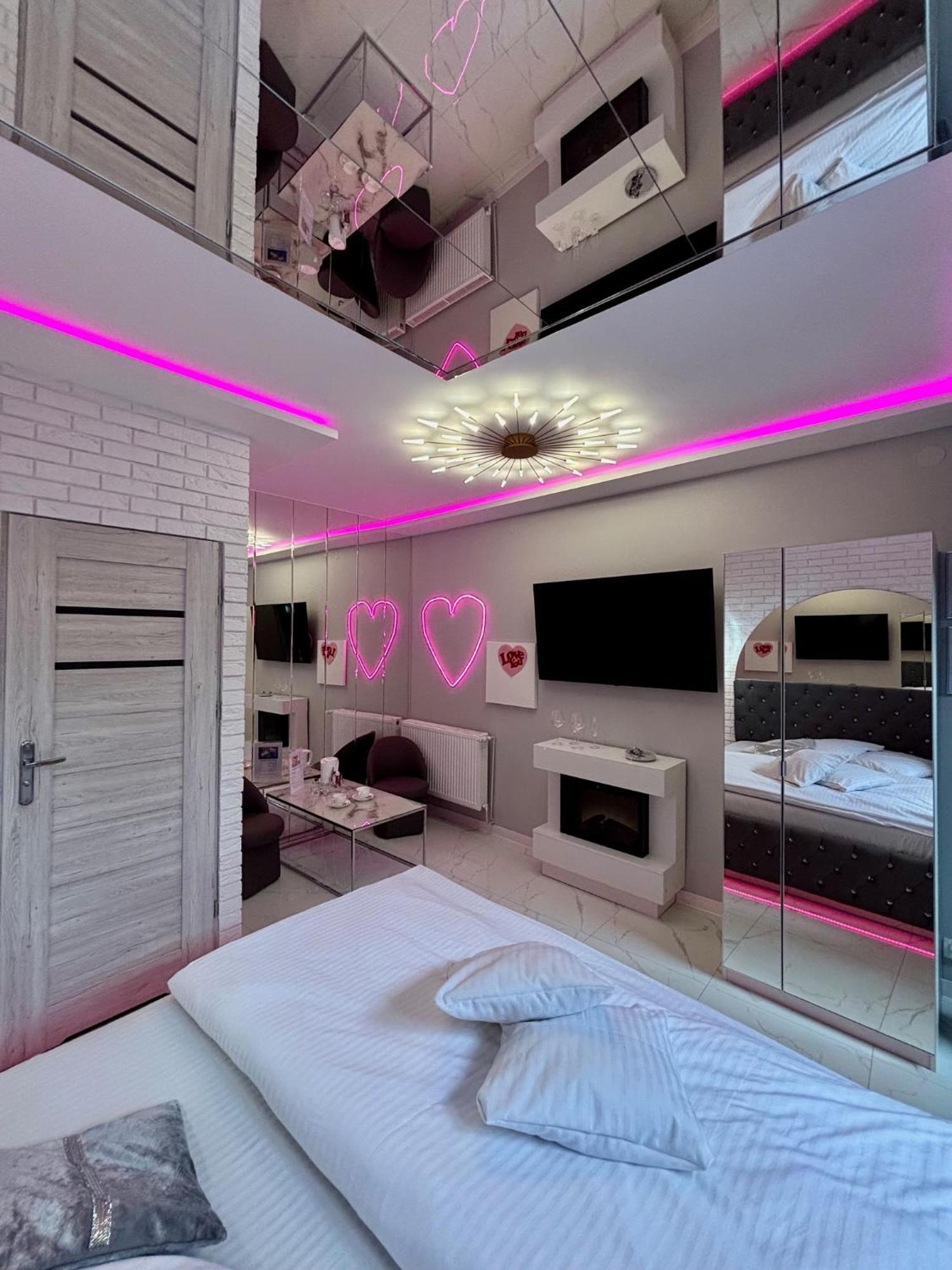 Apartament "Love Island" Jacuzzi Spa Z Duza Wanna Z Hydromasazem Dla Dwojga Hnězdno Exteriér fotografie